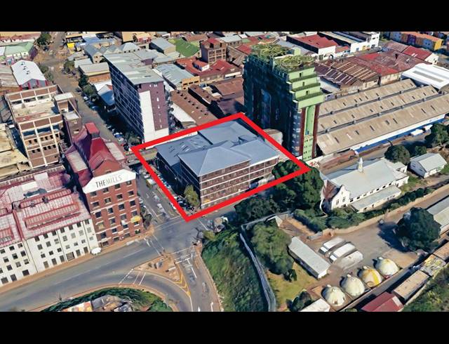 4,987M² WAREHOUSE FOR SALE IN NEWTOWN